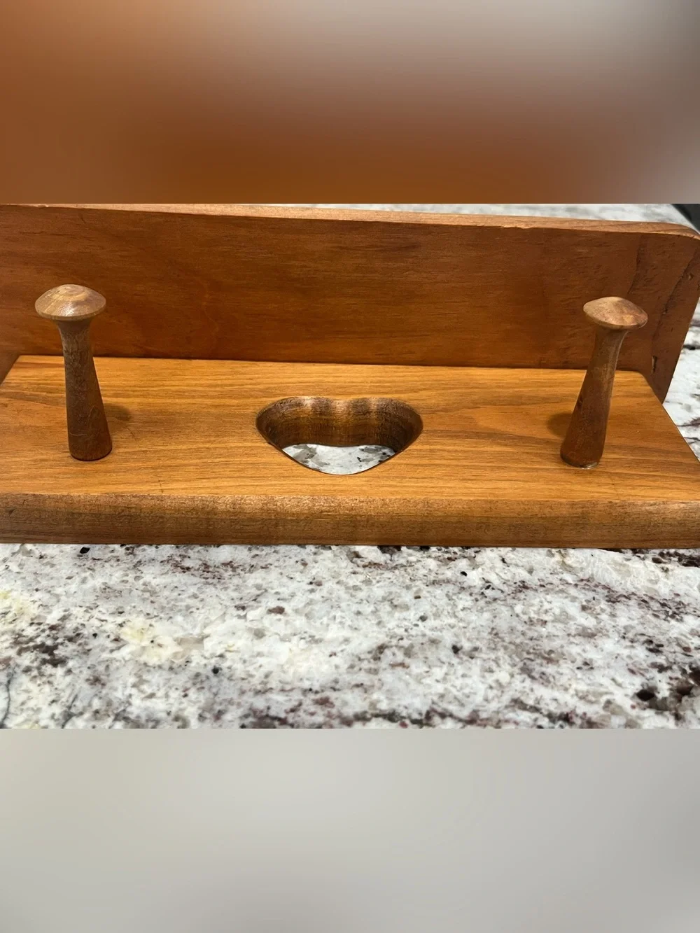 ❤️ Vintage 1990s Heart Wall Shelf – Small Wooden Country Farmhouse Cottagecore